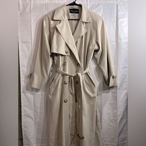 Anne Klein khaki trench coat size 10 petite